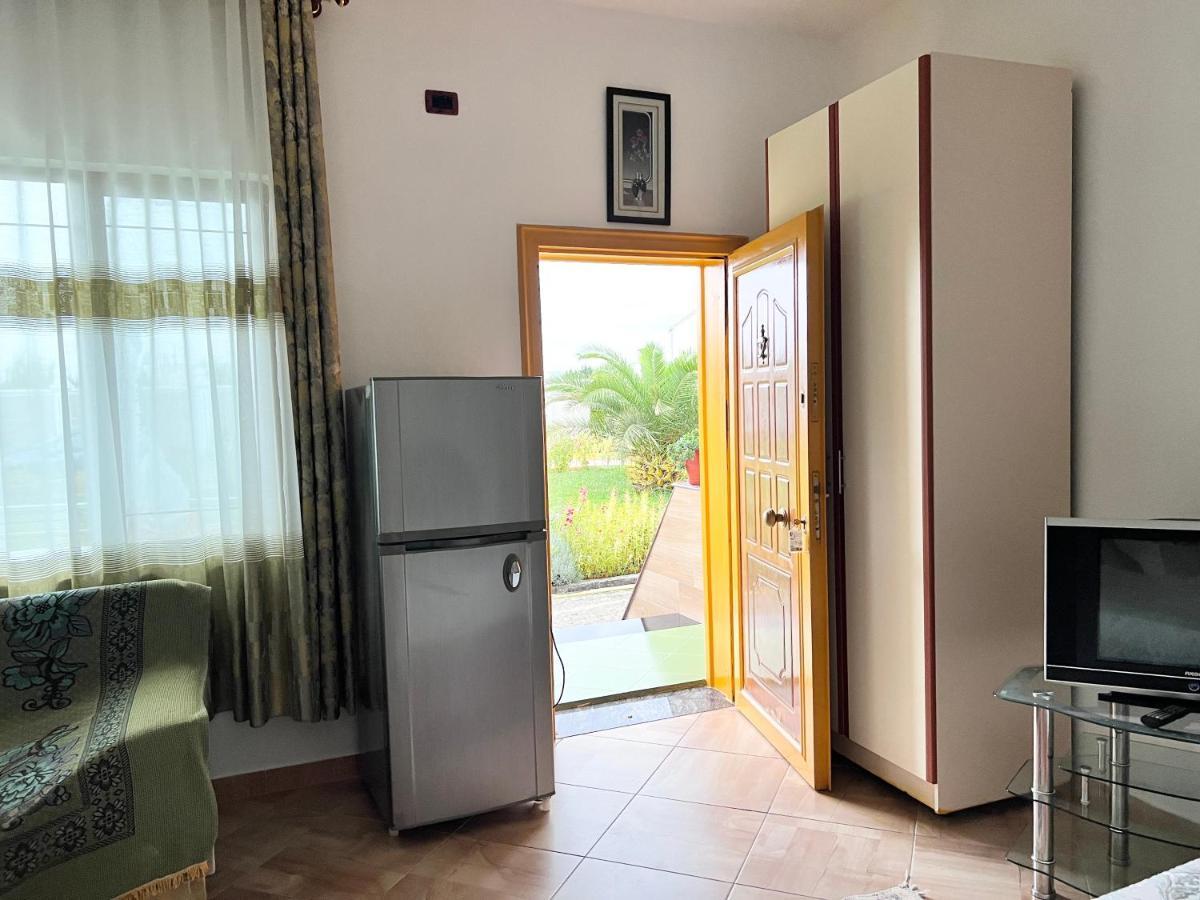 Rrotull Ponari Apartments מראה חיצוני תמונה