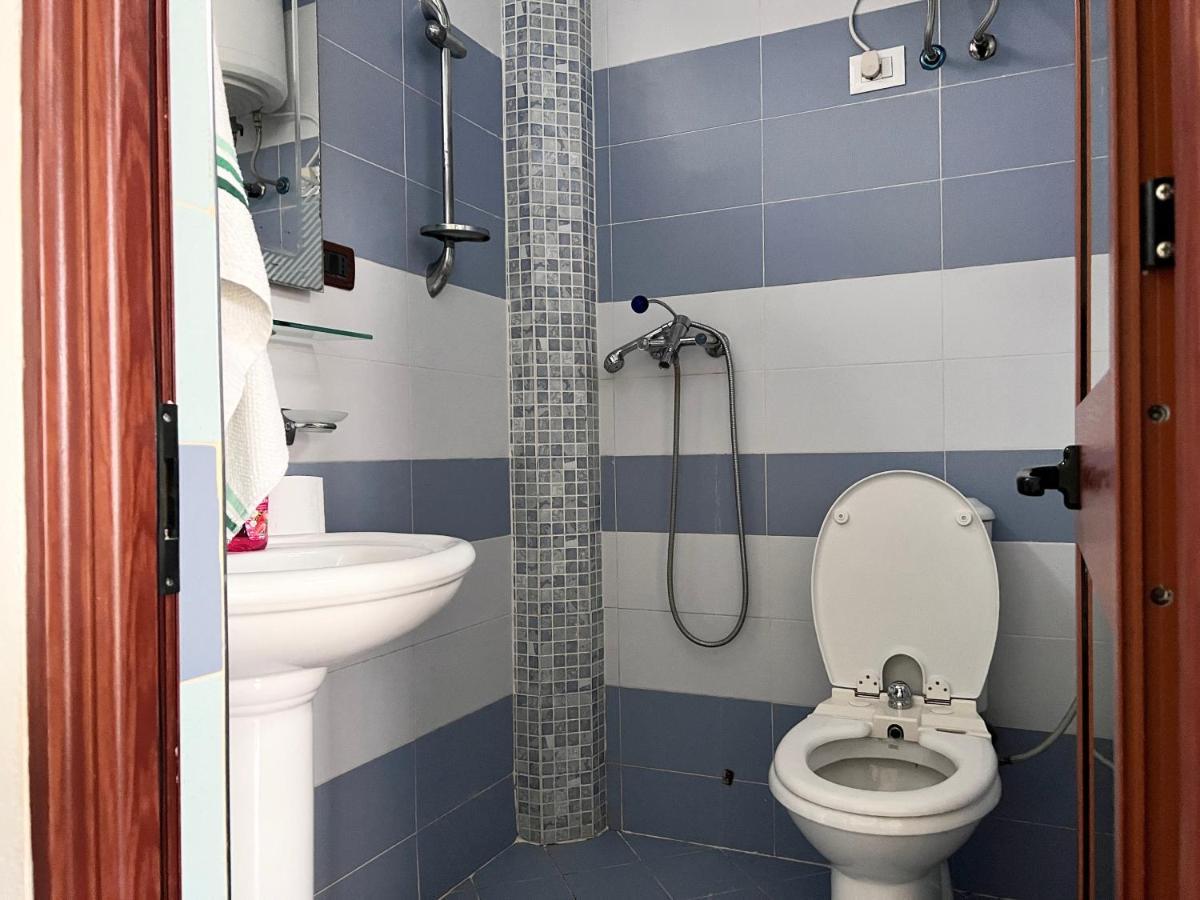 Rrotull Ponari Apartments מראה חיצוני תמונה