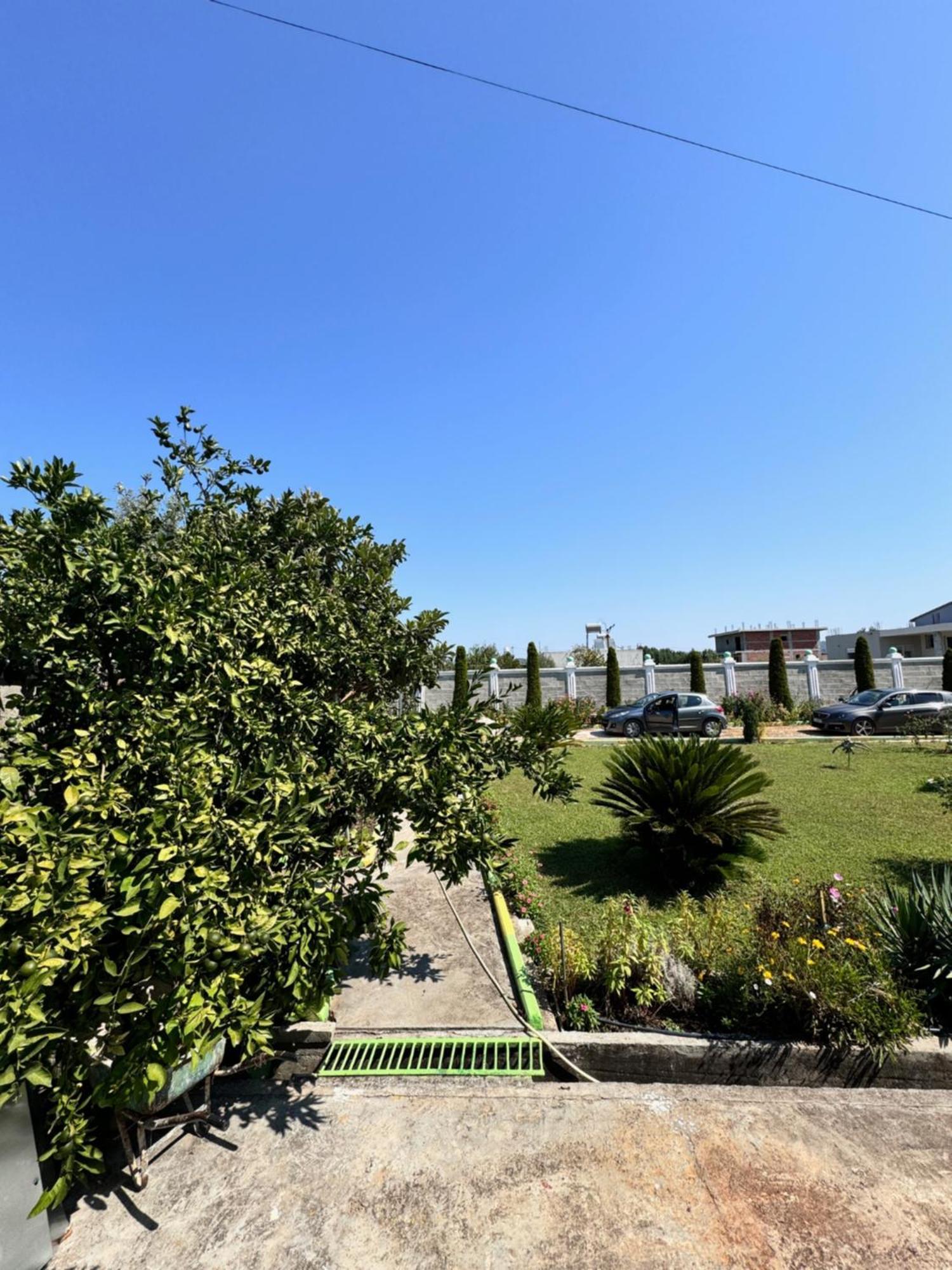 Rrotull Ponari Apartments מראה חיצוני תמונה